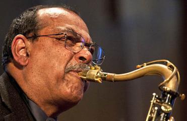 Ernie Watts