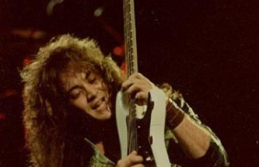 Jake E Lee