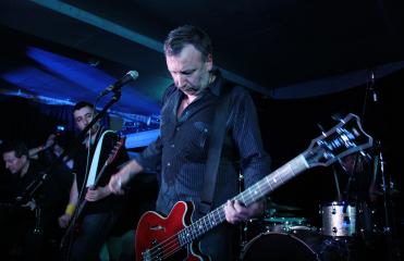 Peter Hook & The Light