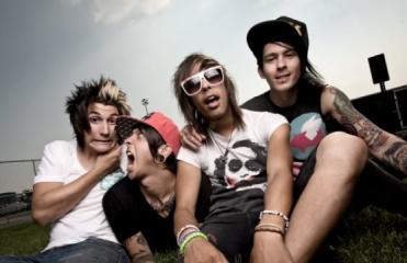 Pierce the Veil