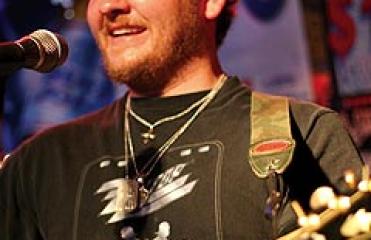 Stoney LaRue