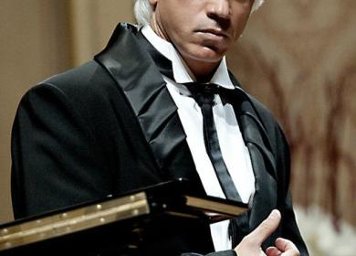 Dmitri Hvorostovsky