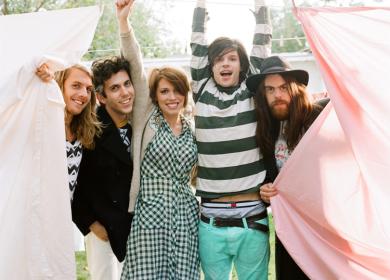 Grouplove