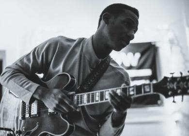 Leon Bridges