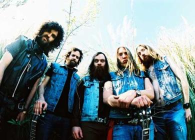 Valient Thorr